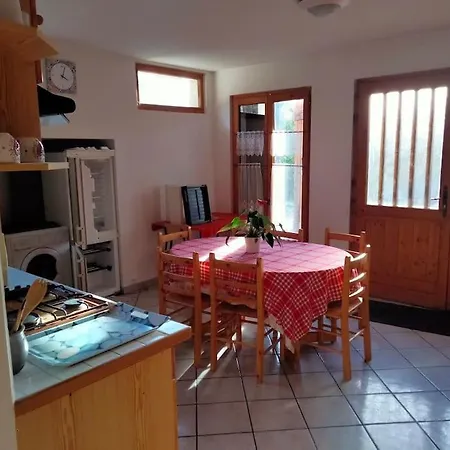 Flora Chalet *